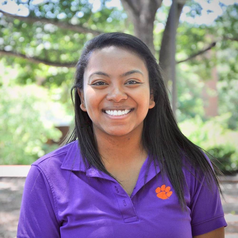 Meet your Posher, Beatrice